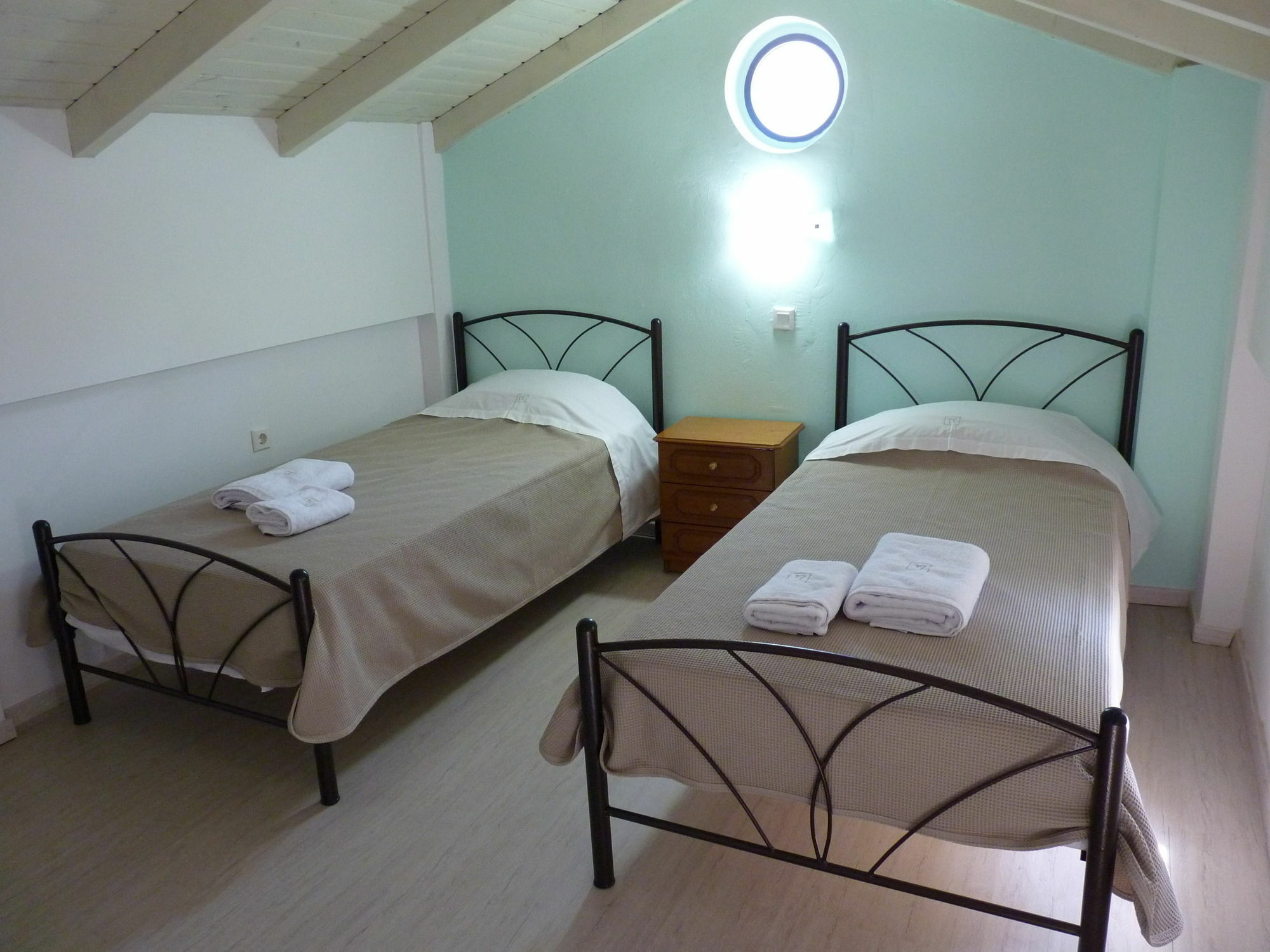 Ilianthos Apartments & Studios Μικρός Γιαλός Εξωτερικό φωτογραφία